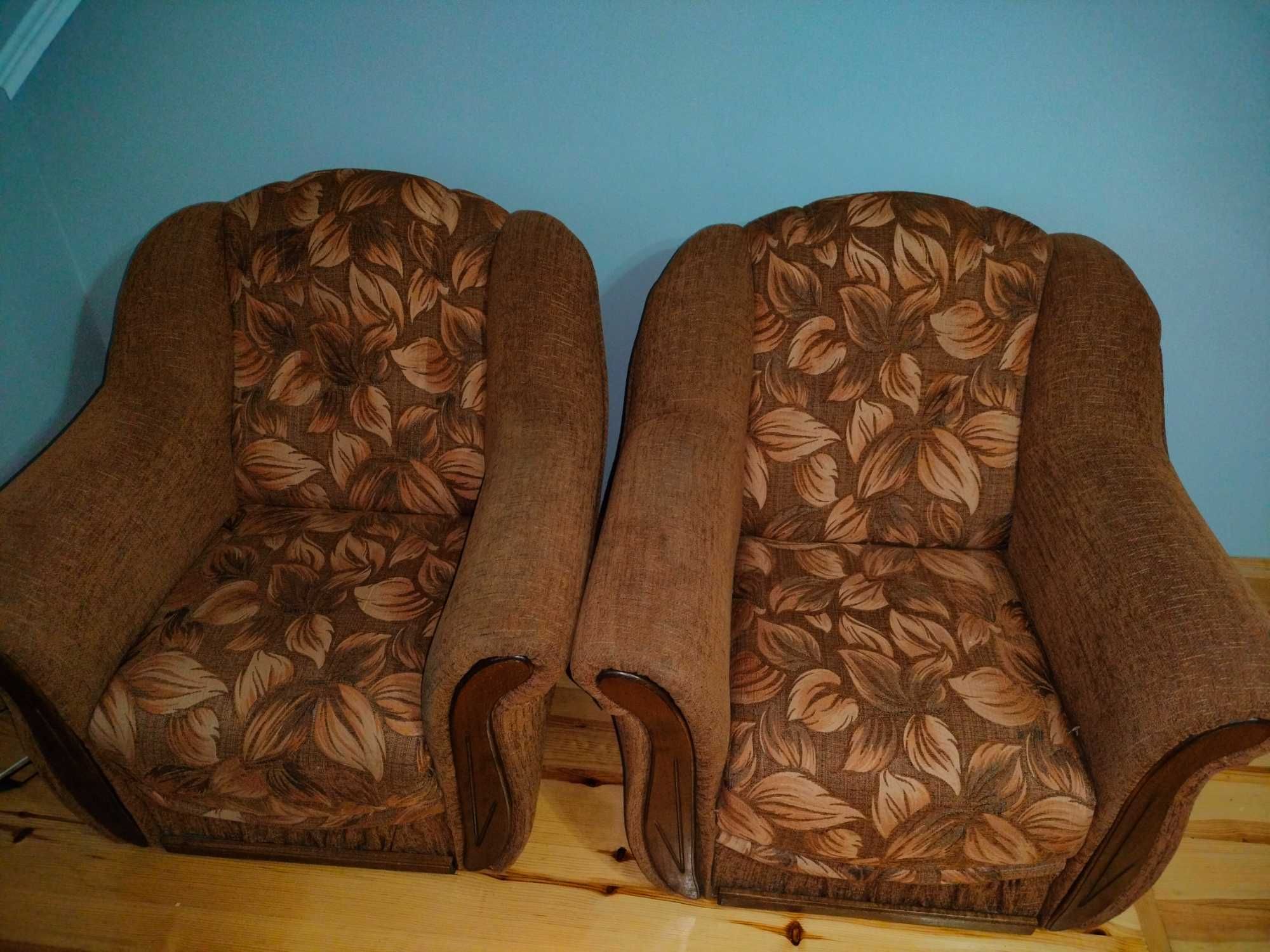 Fotele używane ( cena za dwie sztuki)