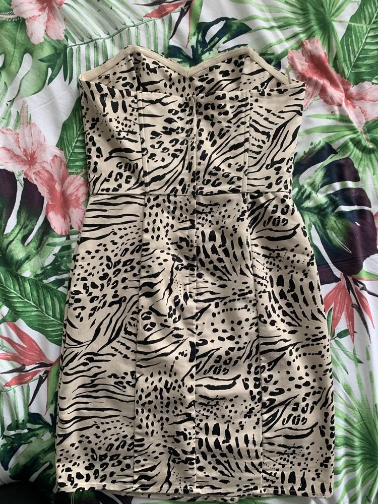 Sukienka z H&M rozmiar S