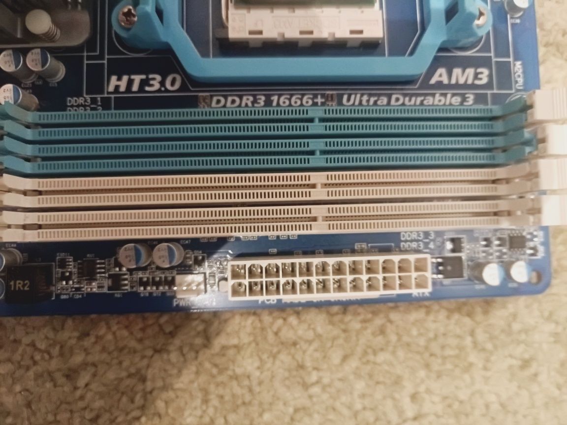 Płyta główna Gigabyte GA-770T-USB3 +AMD phenom 2