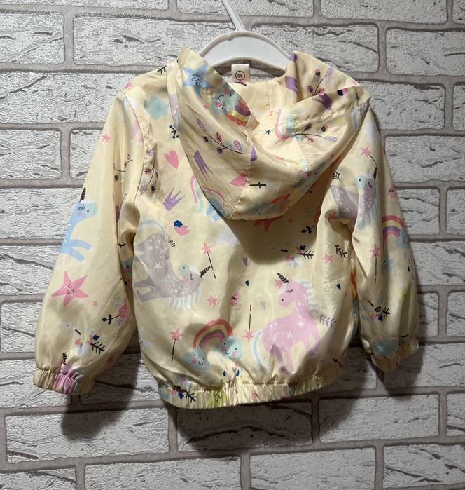 Вітровка для дівчинки