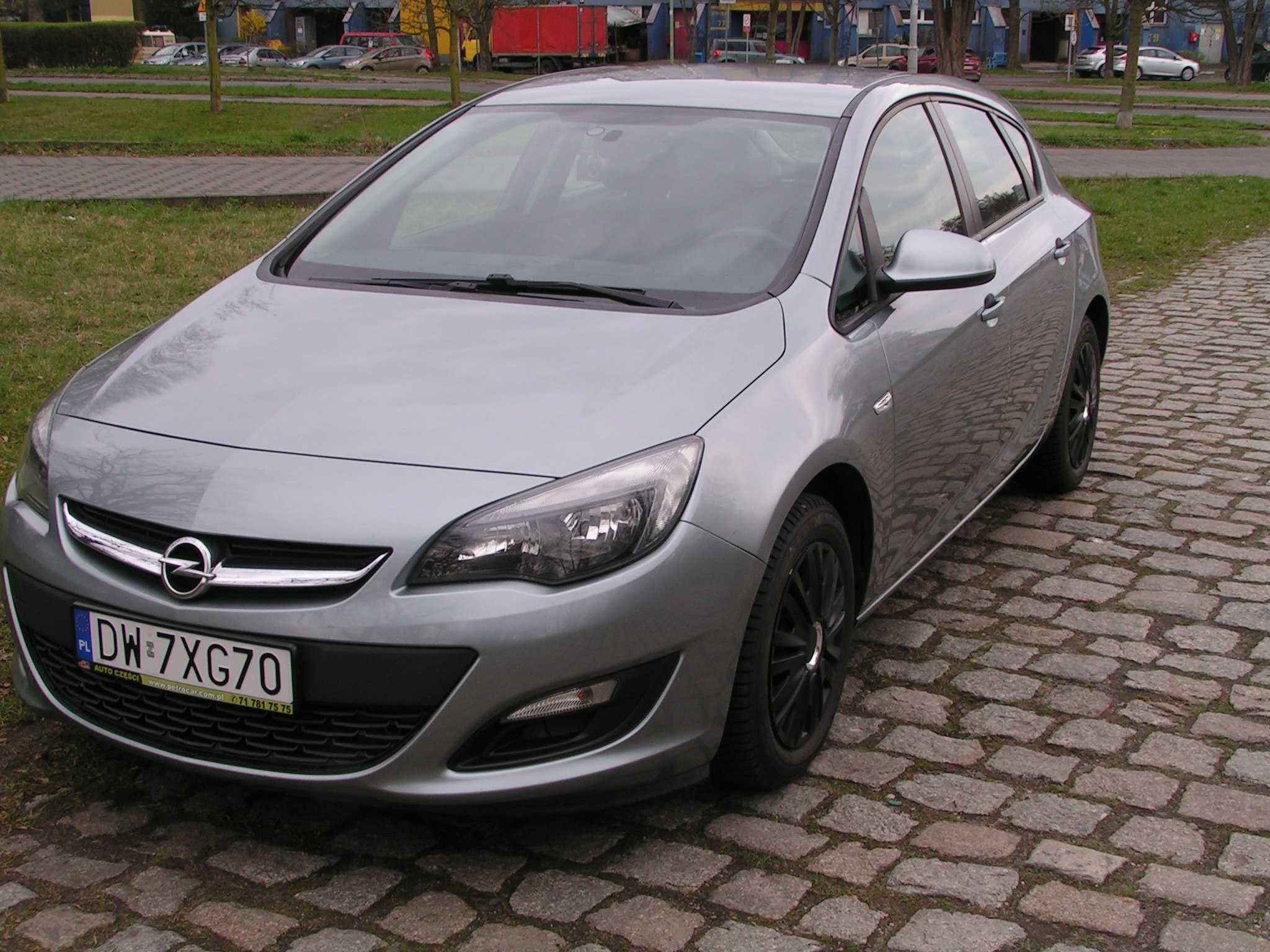Opel astra J 1.4T 140 KM