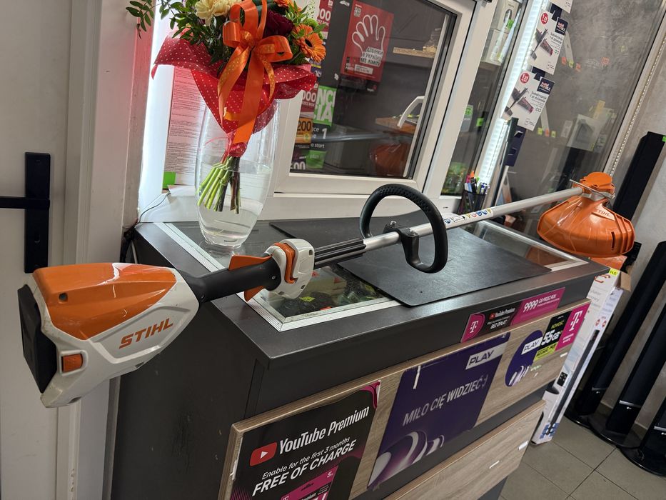 Kosa alumulatorowa Stihl FSA 60R + bateria AK 30, Jak Nowa