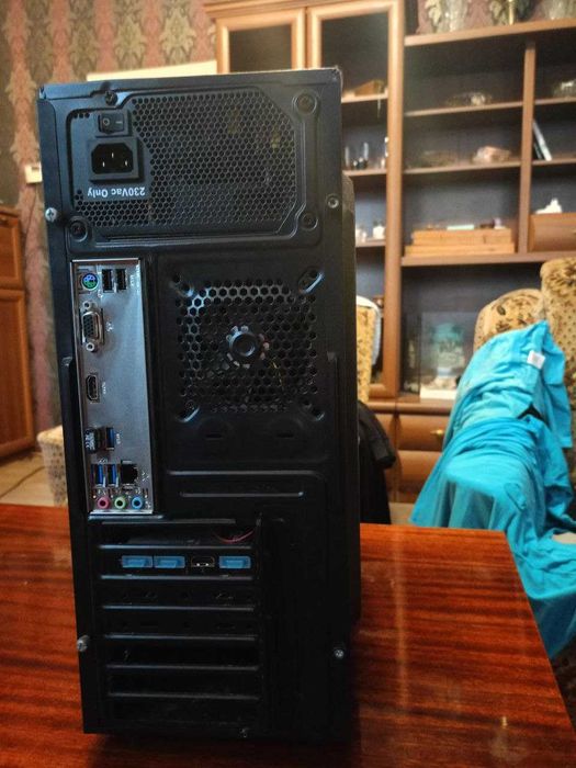 Ігровий ПК (Ryzen 5 5500 | RX 6600 | 16GB) + Монітор Acer 24" IPS 75Hz