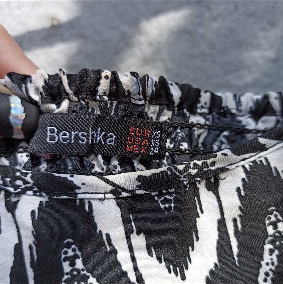 Топ з бахромою Bershka