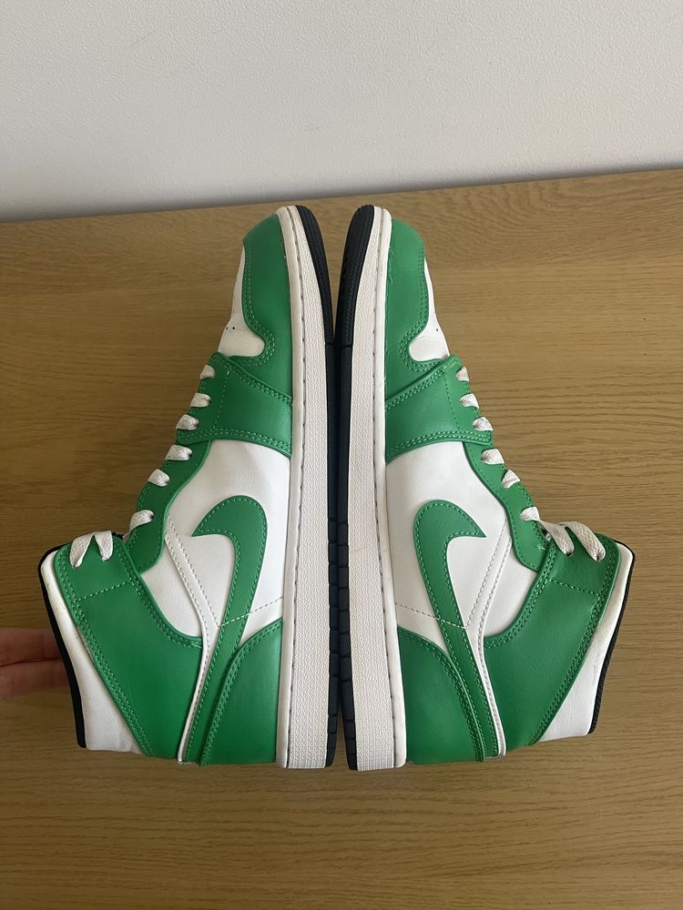 Jordan 1 Mid Lucky Green