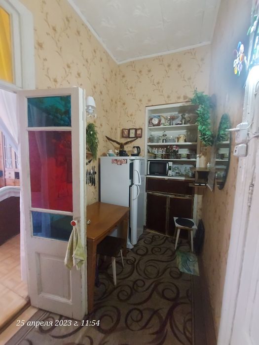 Три комнаты в комуне 108м² центр города