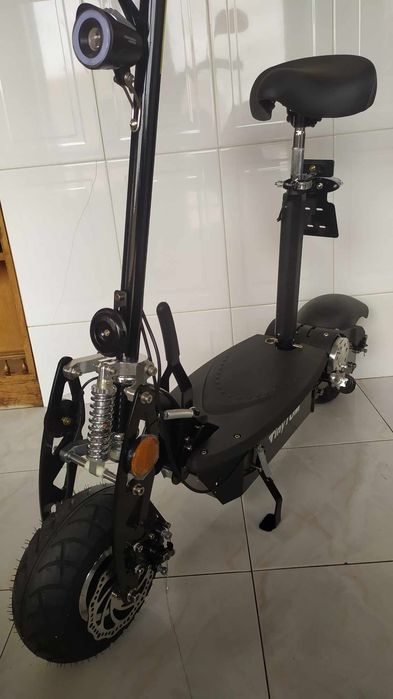 Trotinete eletrica 36v 12ah 1000w marca Tinytom com acento (Novas)
