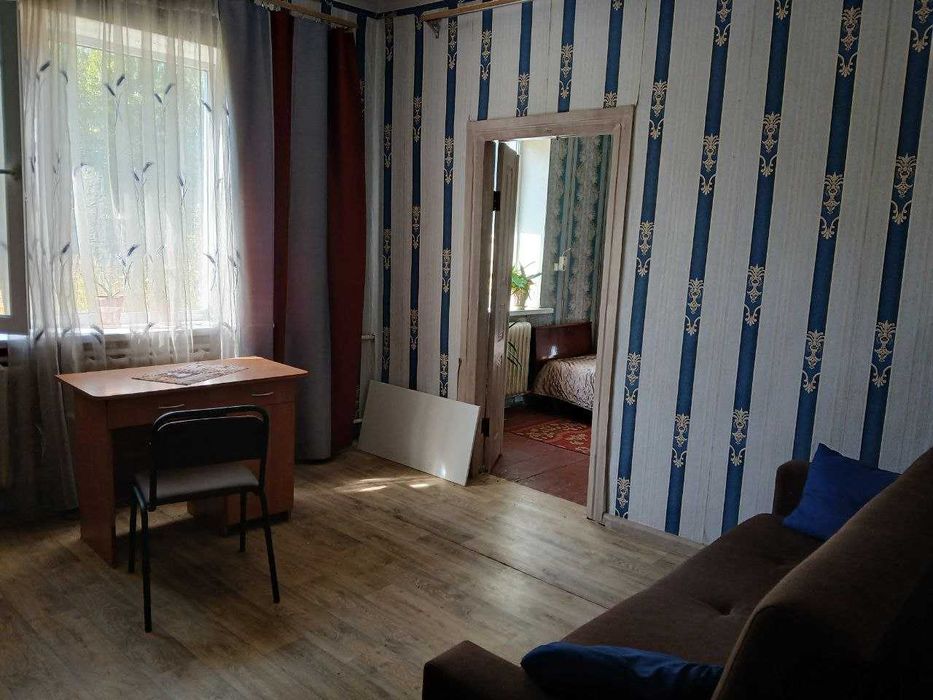 Здам будинок у Бобровиці, 3 кімнати, з меблями, недалеко від вокзалу