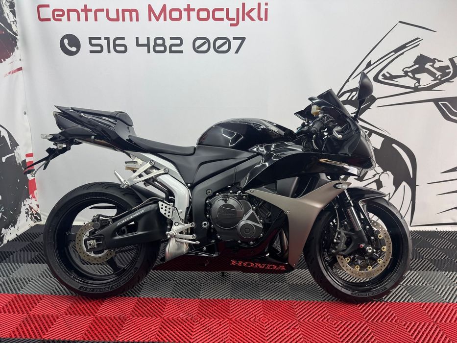 Honda CBR HONDA CBR 600 RR PC 40 2008r 11847 km