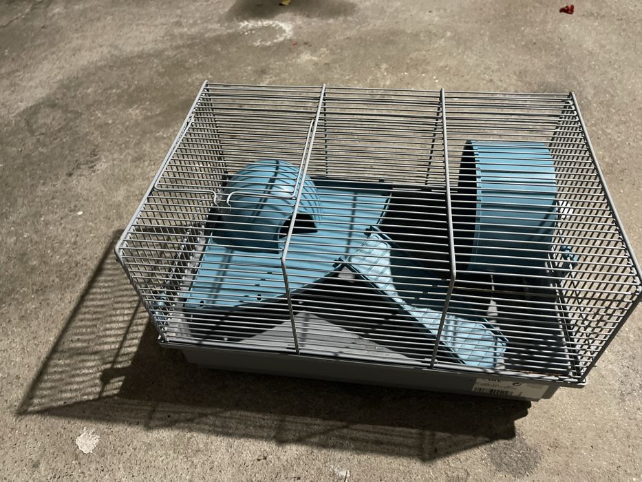 Gaiola hamster com roldana