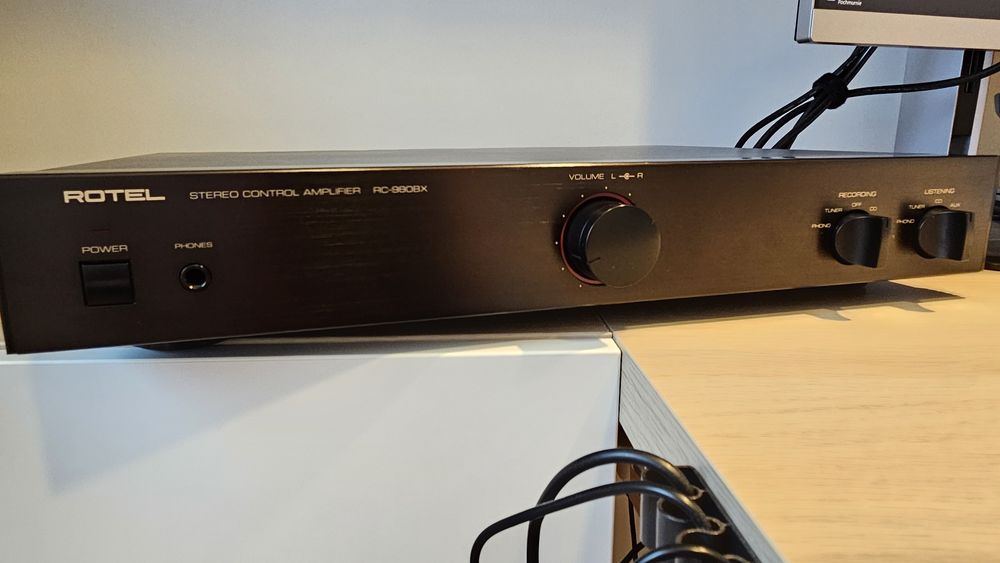 Przedwzmacniacz ROTEL RC-980BX