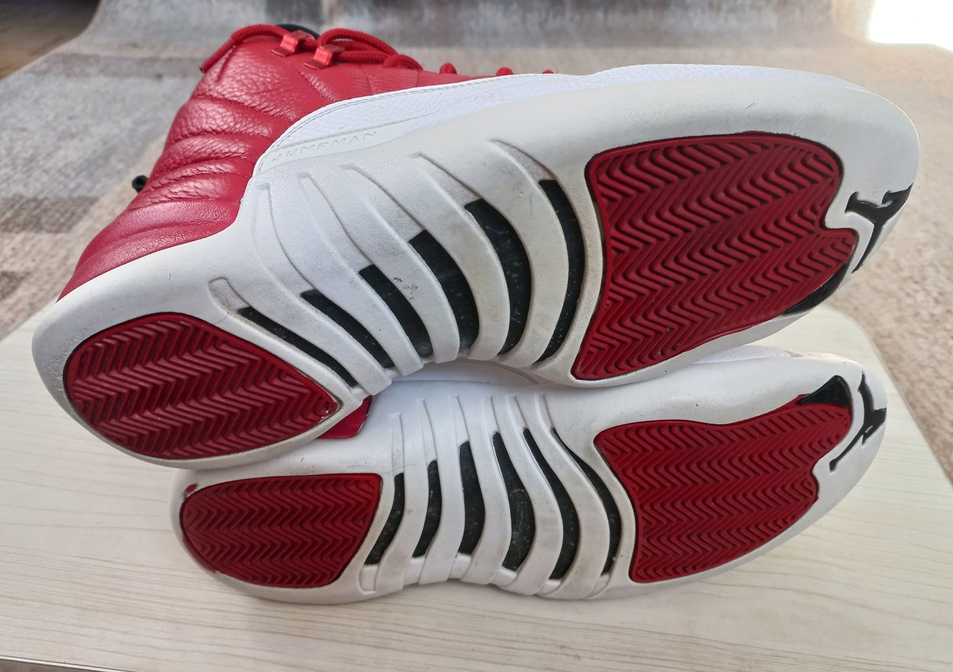 Jordan 12 Retro Gym Red 2016. Nike.