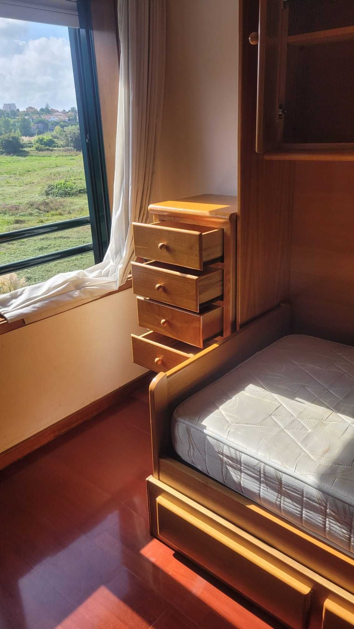Cama Solteiro Estudio Cerne