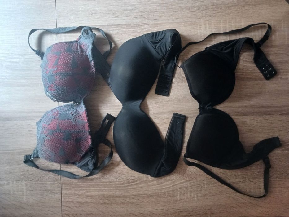 Продам бюстгальтер и летние шорты