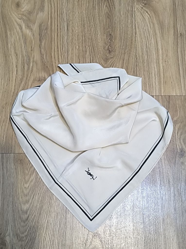 Платок шовковий Yves Saint Laurent