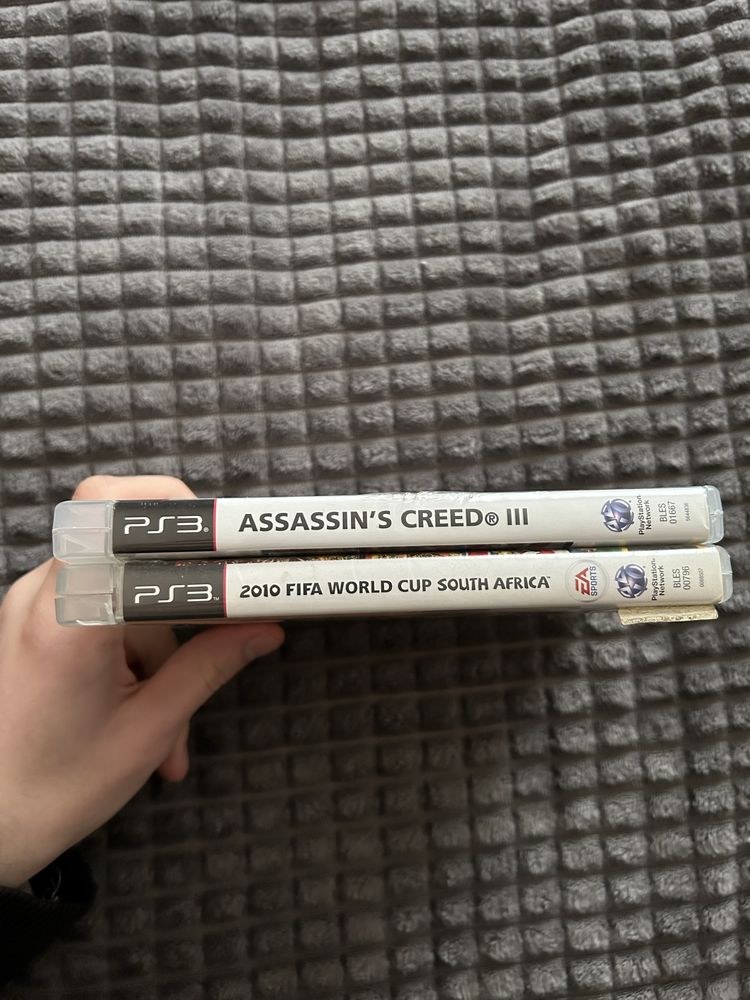 Диски Assassin’s creed 3, Fifa 2010 south africa на playstation 3 ps