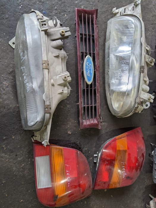 Фонари задние ford escort fiesta Sierra