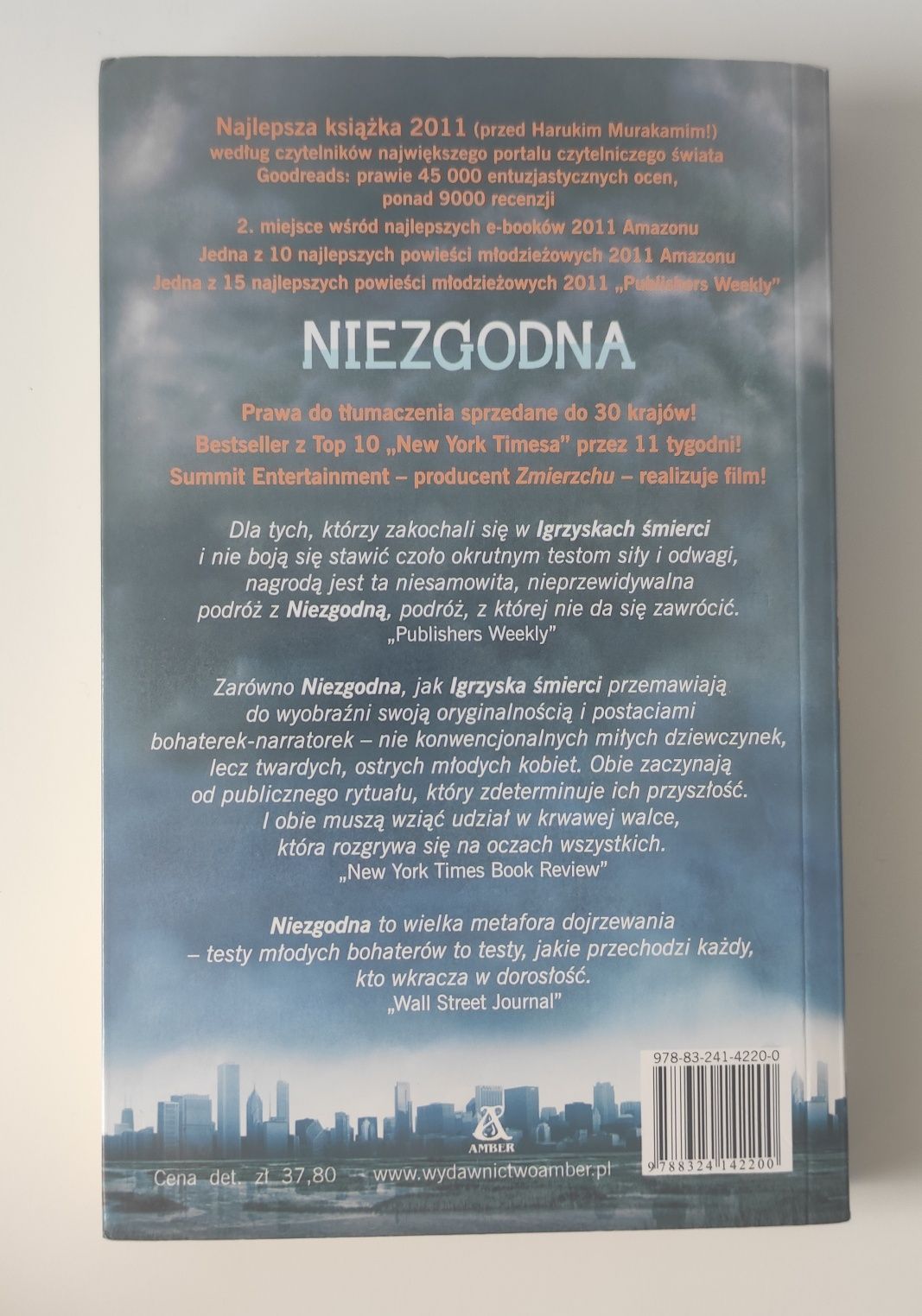 Książka "Niezgodna"