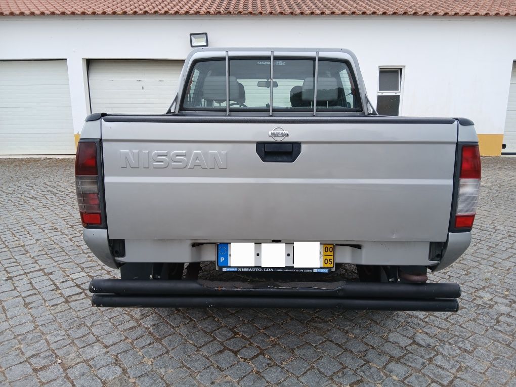 Nissan Navarra D22