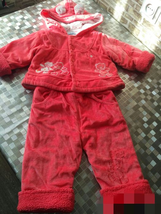 Костюм теплий легкий і зручний на рік-два