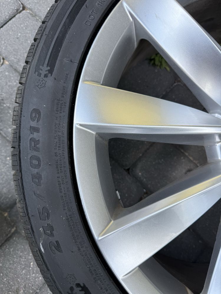 Felgi z oponami arteon 19 rLine