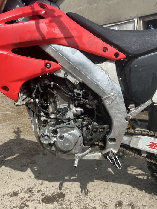 Honda crf 450 do lekkich poprawek
