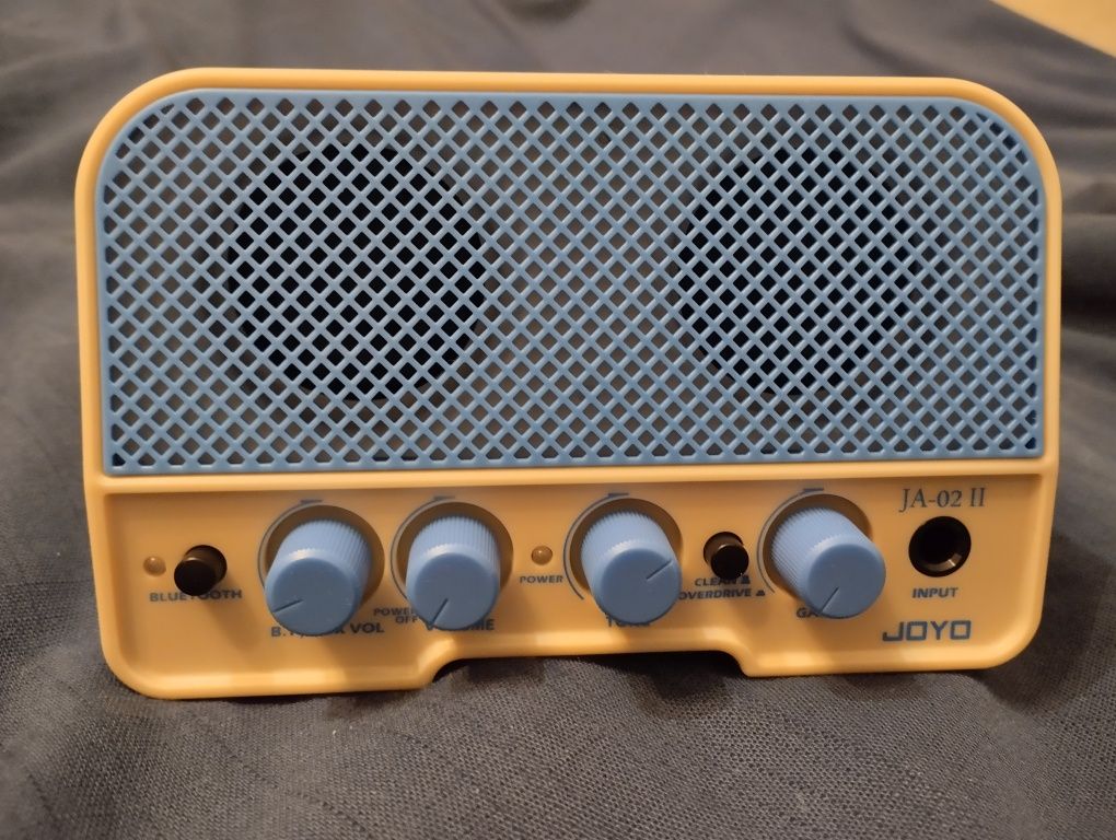 Міні комбопідсилювач ел/гітари JOYO JA-02 II блютус чистий і овердрайв