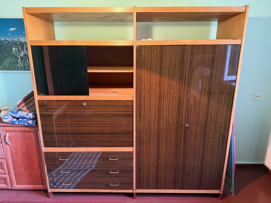 Oddam za darmo regały i meblościanki,  Sępolno