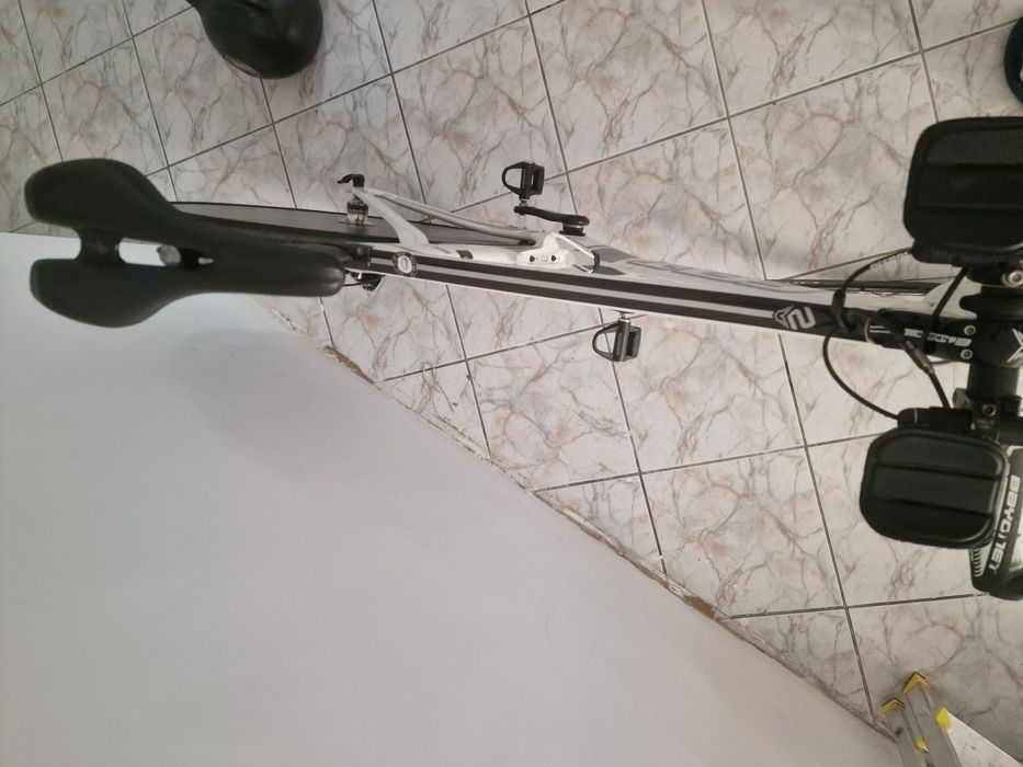 Rower do jazdy na czas Felt DA2 56