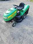 Traktorek-kosiarkę firmy John Deere
