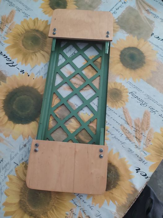 Іграшкове ліжко для ляльок