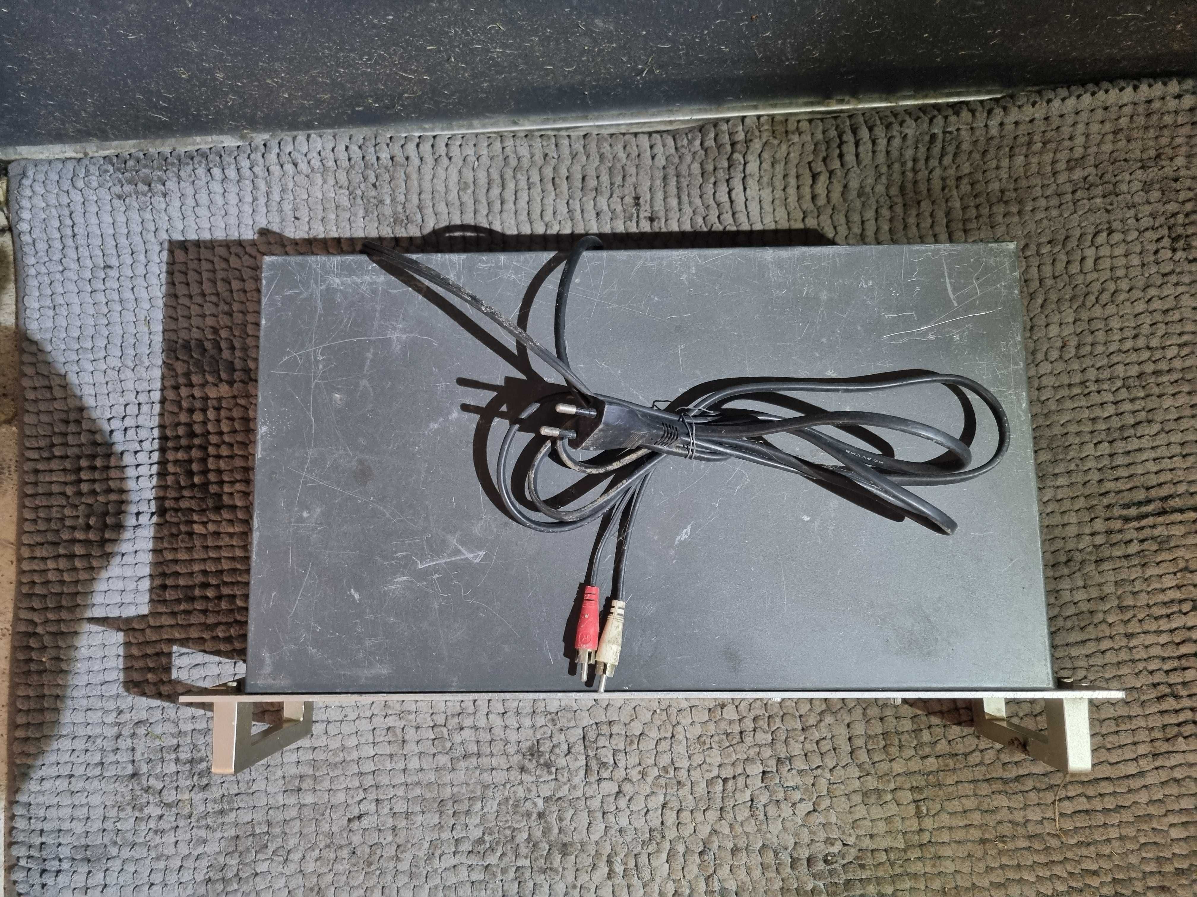 tuner FISHER FM-7000