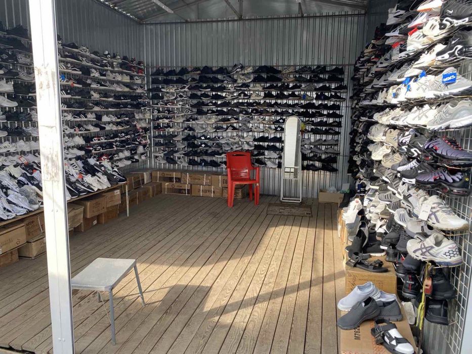 Контейнер на центральному базарі