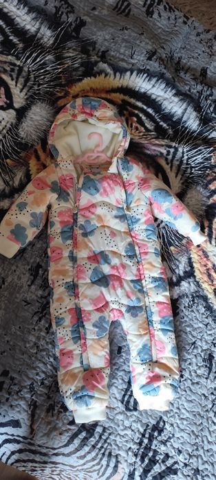 Kombinezon dla dziecka rozmiar 92