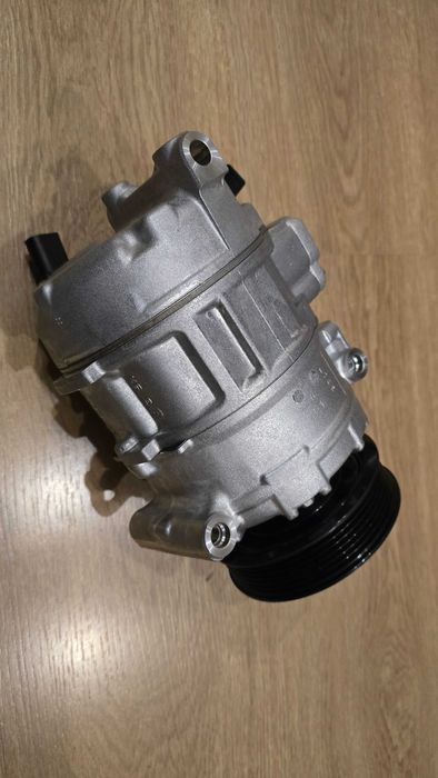 NOVO - Compressor ar condicionado DENSO 7SEU17C - VAG
