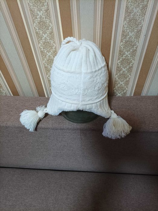 Шапка ушанка вязаная на меху.