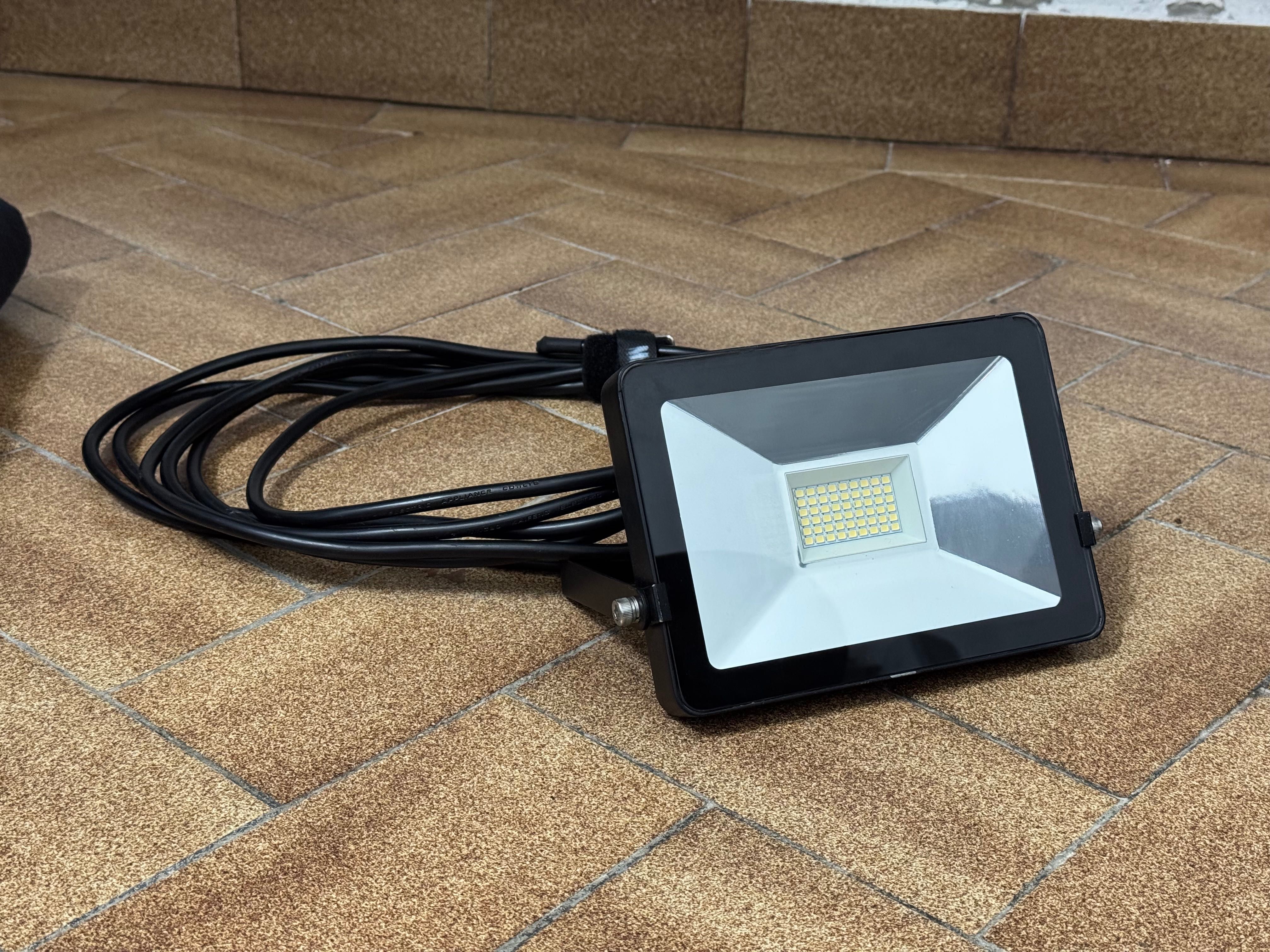 Luz Led Aron 30w