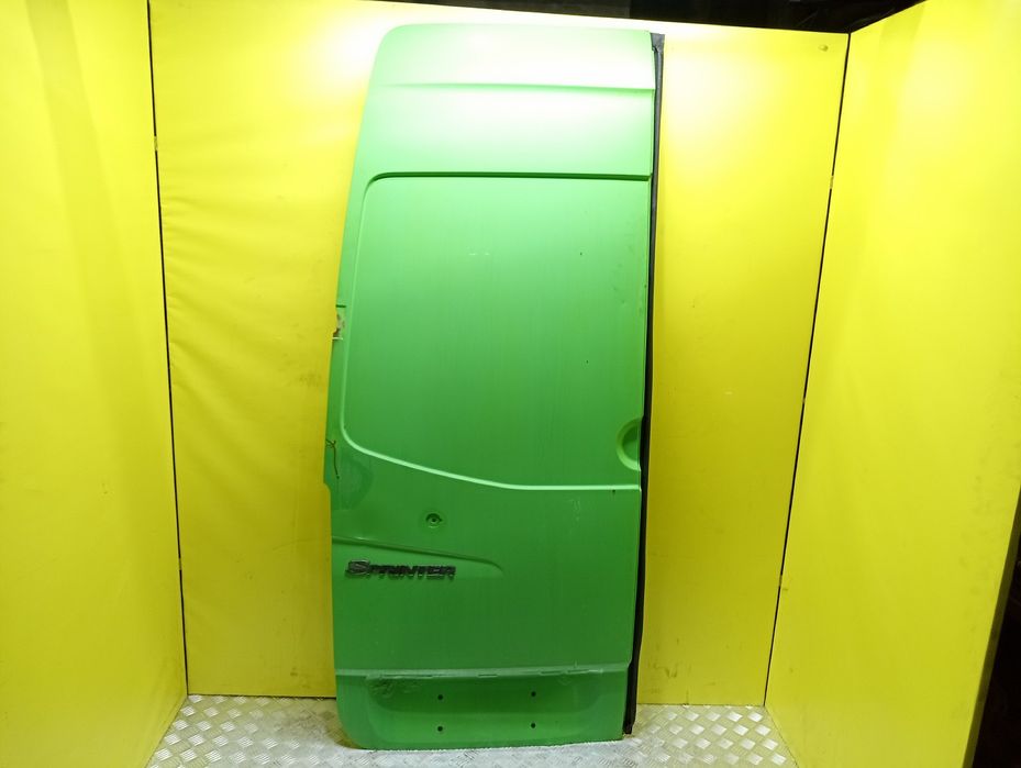 Двері розпашні задні ліві Mercedes Sprinter W906 Спринтер 906  С6