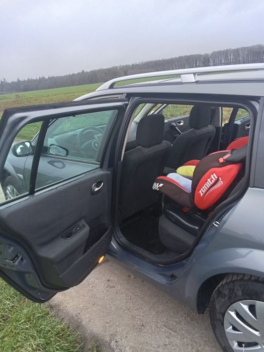 Рено меган Megan Renault 2