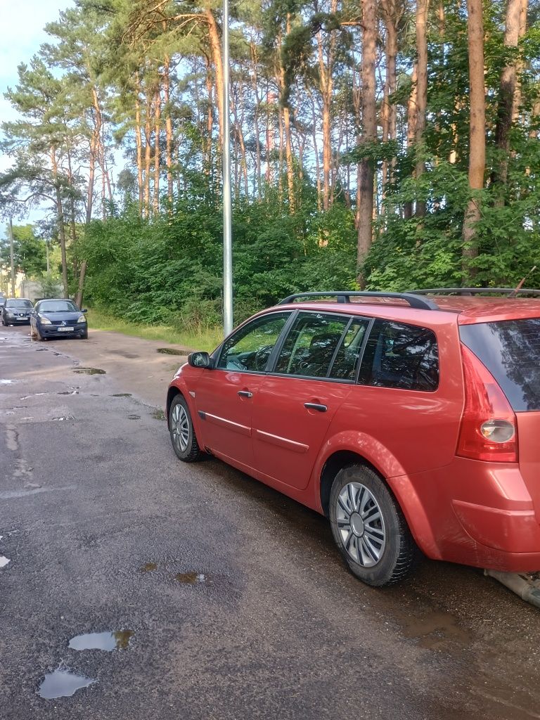 Renault Megane 2.0 benzyna 2005r Duże radio Bluetooth 180 tys przebieg
