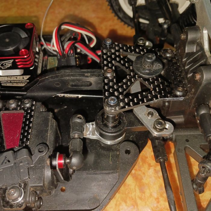 2 buggy corally sbx410 1/10tt