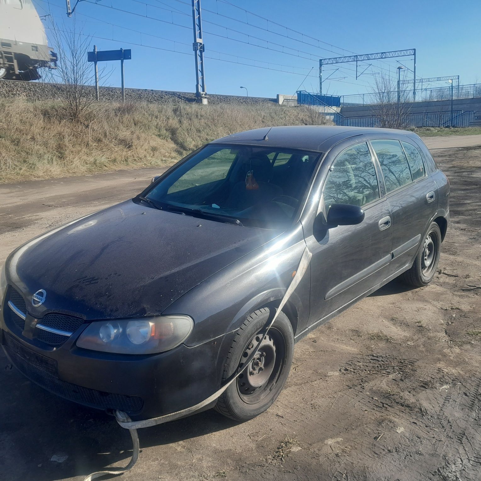 Nissan Almera   na części lift