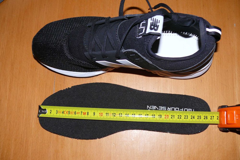 Męskie buty sneakersy New Balance MRL247BG 41,5EU 26 CM