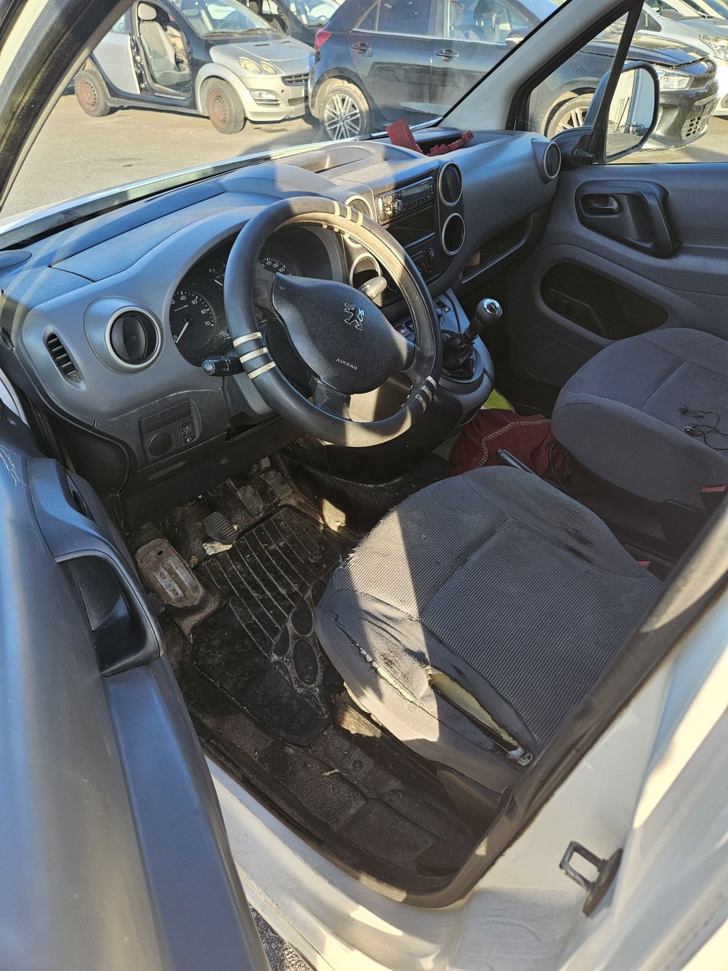 Peugeot Partner 1.6 HDi de 2010 para peças