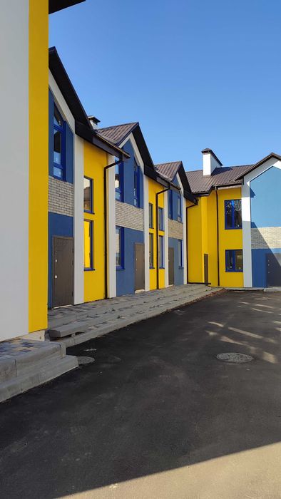 Таунхаус з найбільшою ділянкою в центрі міста, військовим знижка