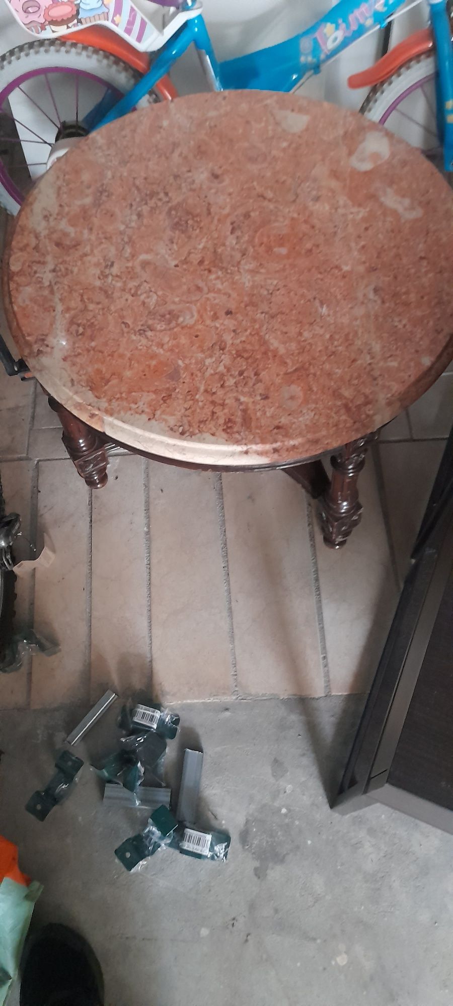 Venda de cómoda e mesa centro