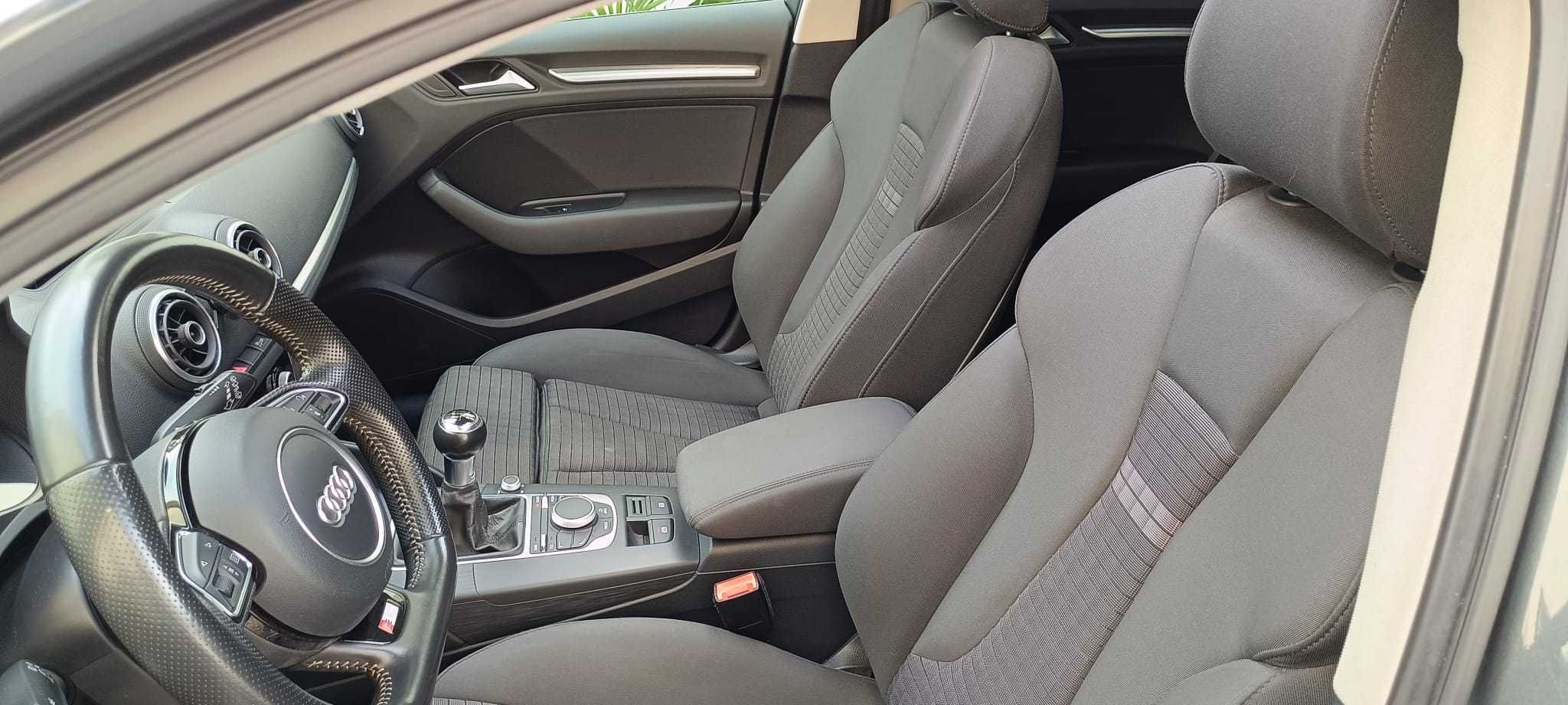 Audi A3 1.6 TDI S-LINE