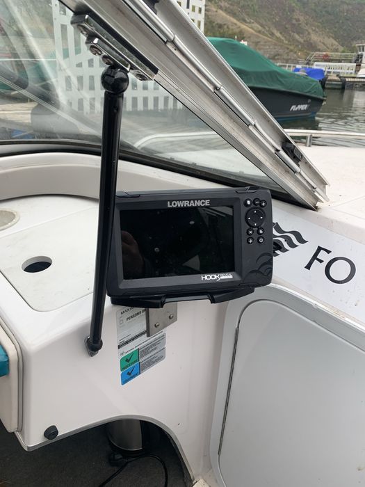 Каютний катер форвінд