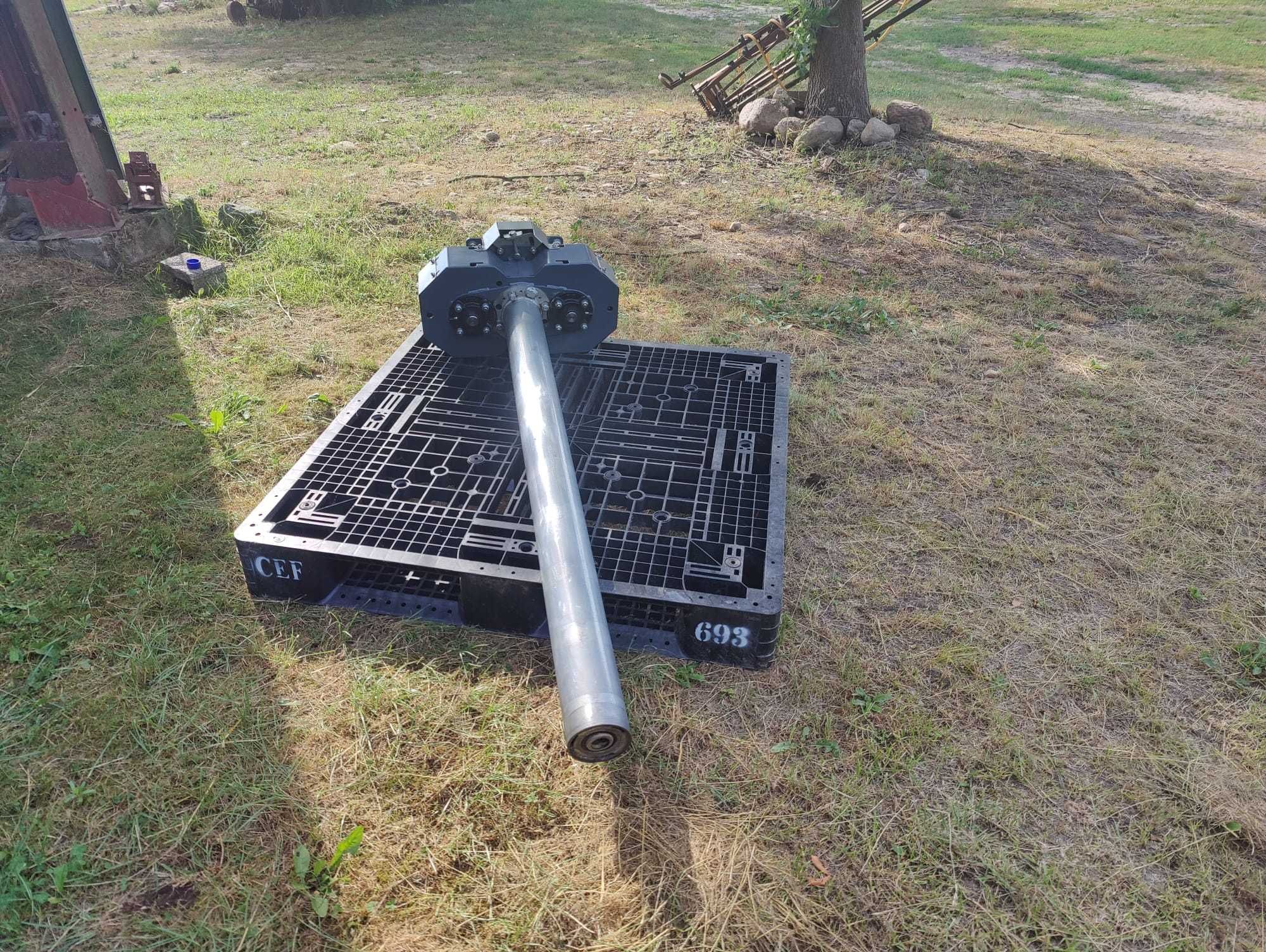 Głowica kombajnu porzeczkowego JAREK 5 z rurą