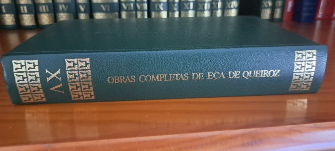 Colecção Obras completas de Eça de Queiroz
